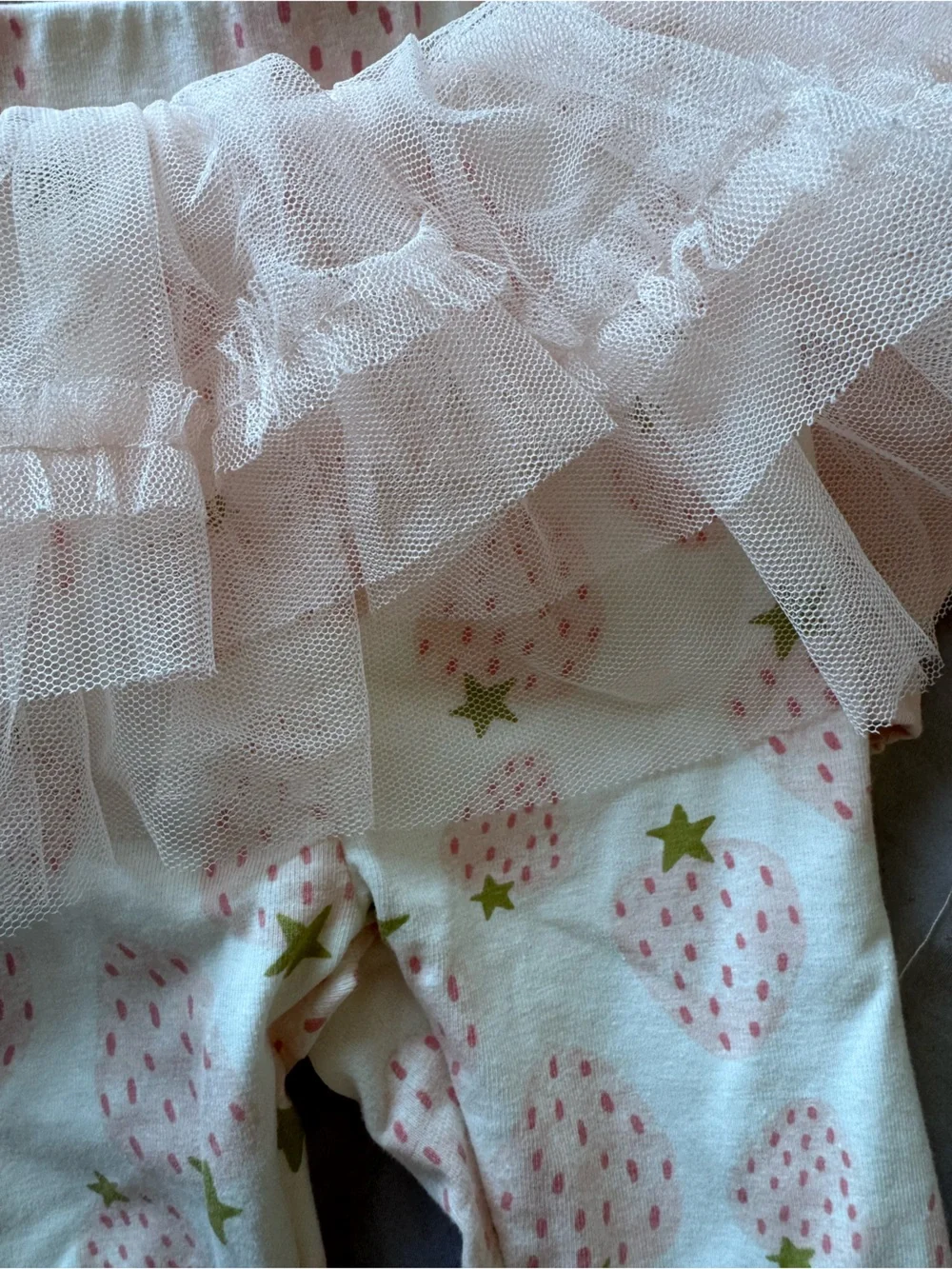 pl baby Pink Strawberry Tutu Bodysuit & Leggings Set